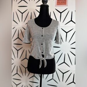 Anthropologie Caution To The Wind Black & White Striped Front Knot Top Size S